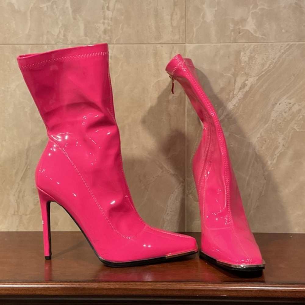 Vibrant Pink Patent Heeled Boots, Size 8.5